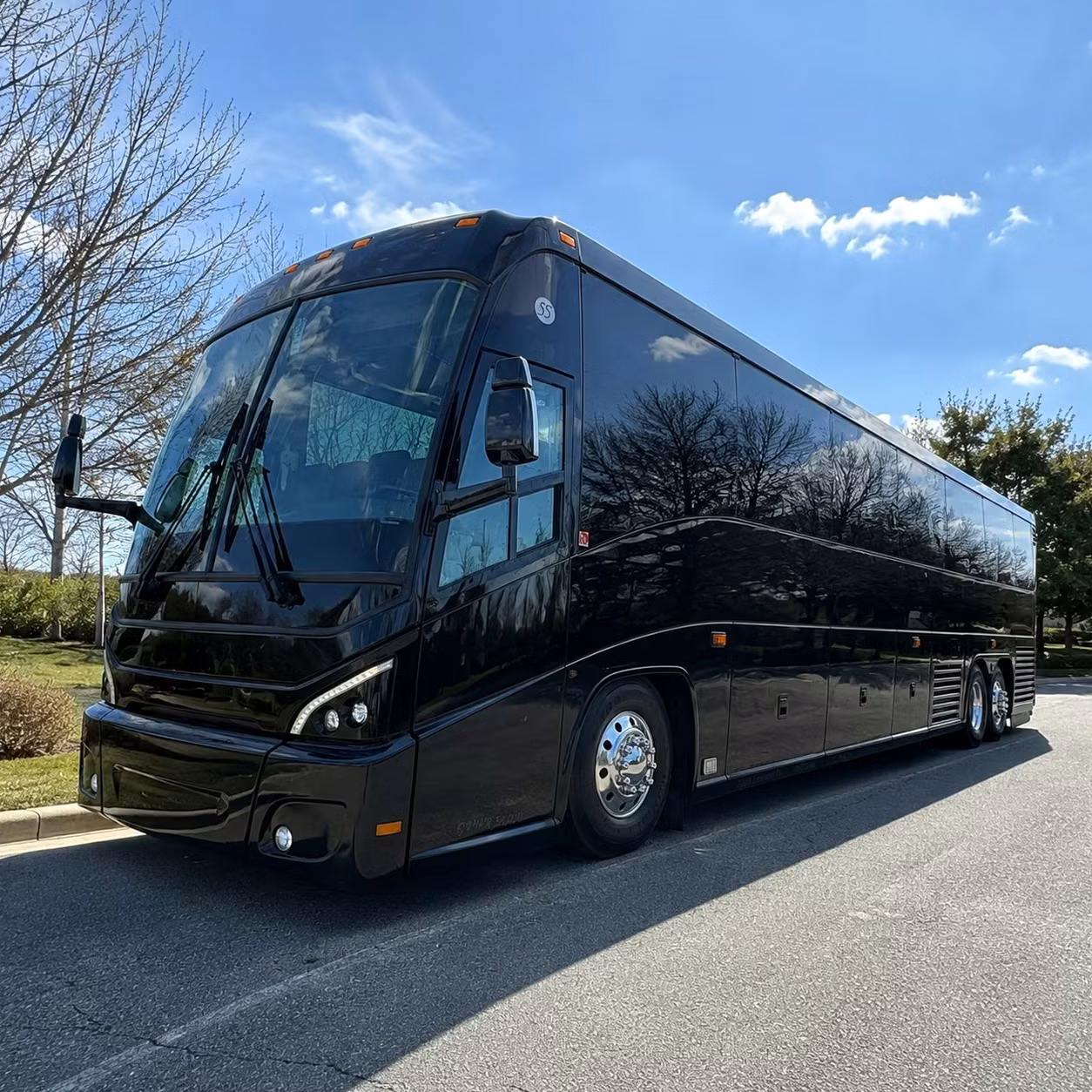 rather than splitting your group across ride shares book one chandler airport bus rental